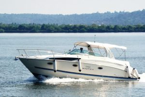 Bayliner 325 Yacht on Charter in Goa